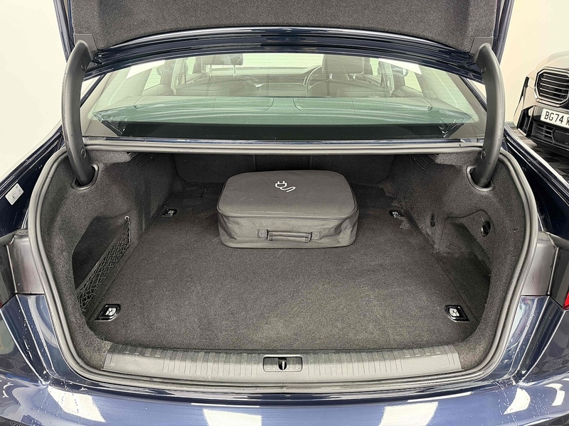 Audi A6 Saloon TFSIe Sport - U2188