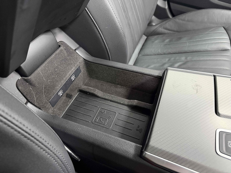 Audi A6 Saloon TFSIe Sport - U2188