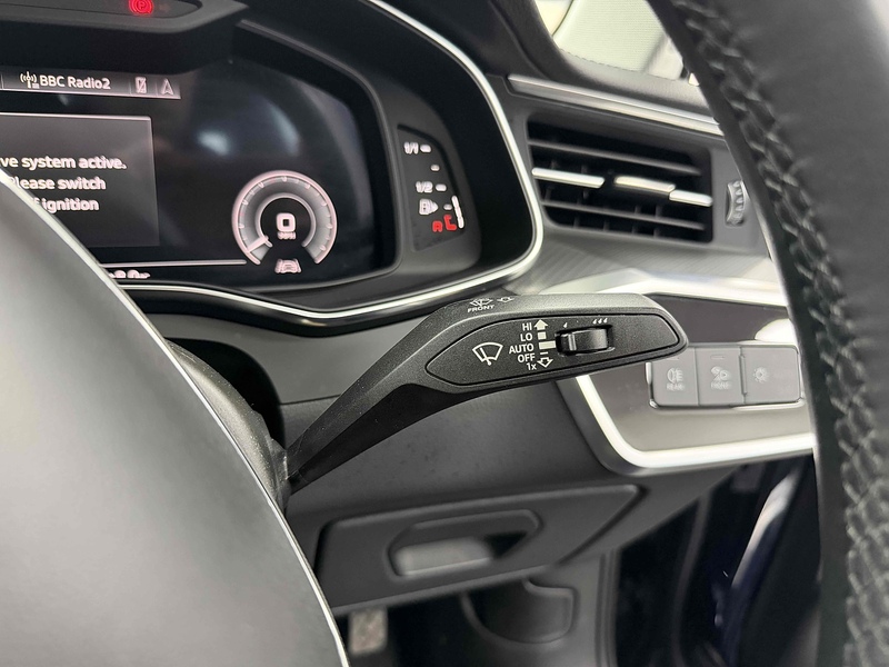 Audi A6 Saloon TFSIe Sport - U2188