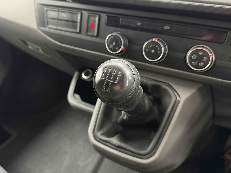 Volkswagen Transporter TDI T28 Startline - U2189