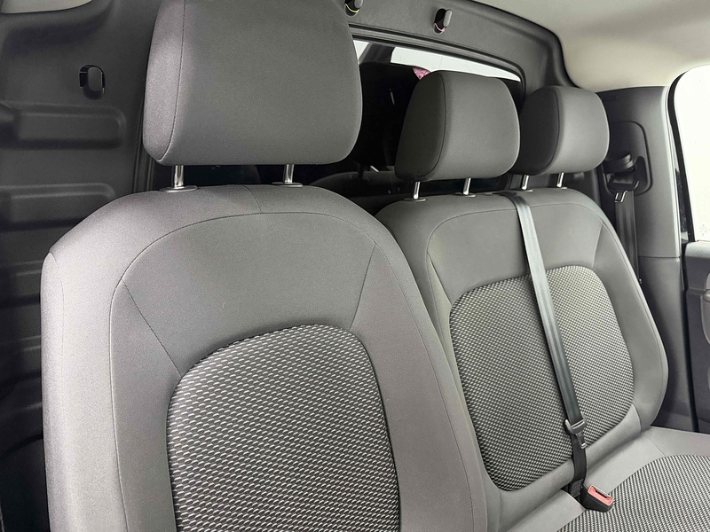 Volkswagen ID. Buzz Cargo Pro Commerce Plus - U2196