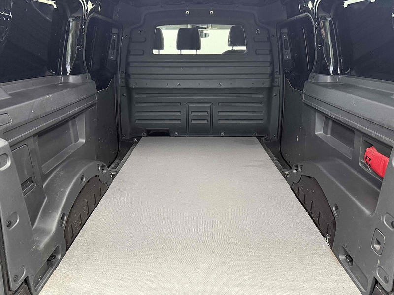 Volkswagen ID. Buzz Cargo Pro Commerce Plus - U2196