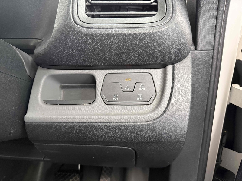 Volkswagen ID. Buzz Cargo Pro Commerce Plus - U2198