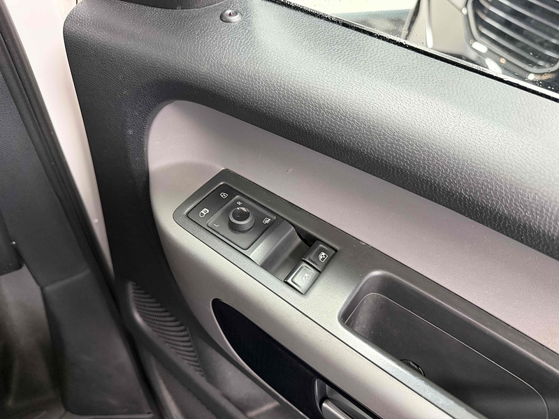 Volkswagen ID. Buzz Cargo Pro Commerce Plus - U2198