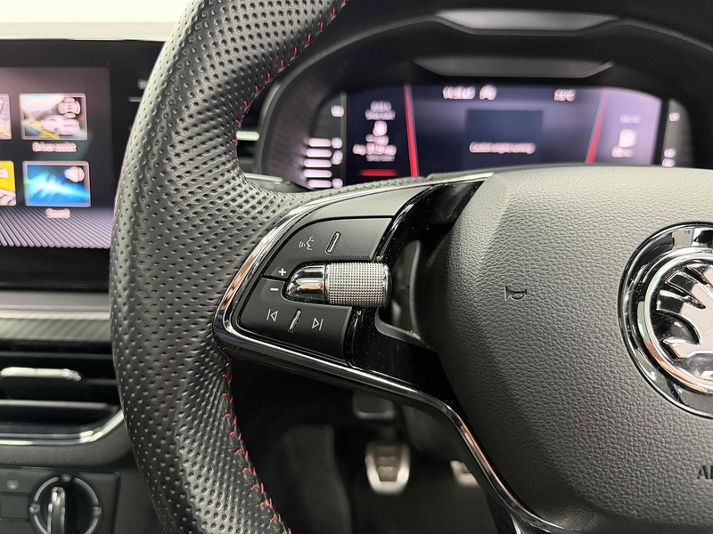 Skoda Kamiq TSI Monte Carlo - U2199