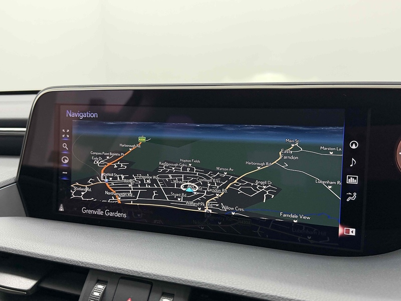 Lexus ES 300h - U2202