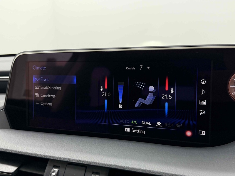 Lexus ES 300h - U2202