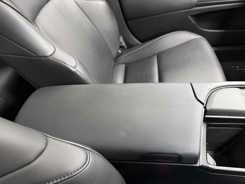 Lexus ES 300h - U2202