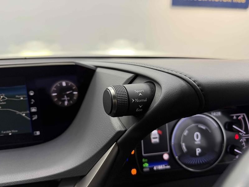 Lexus ES 300h - U2202