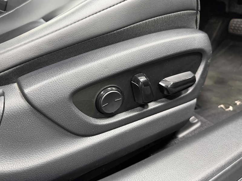 Lexus ES 300h - U2202