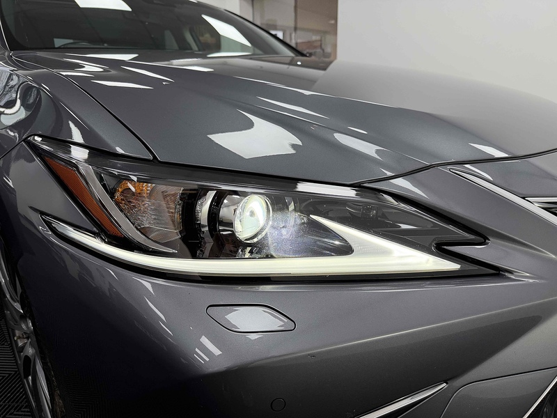 Lexus ES 300h - U2202