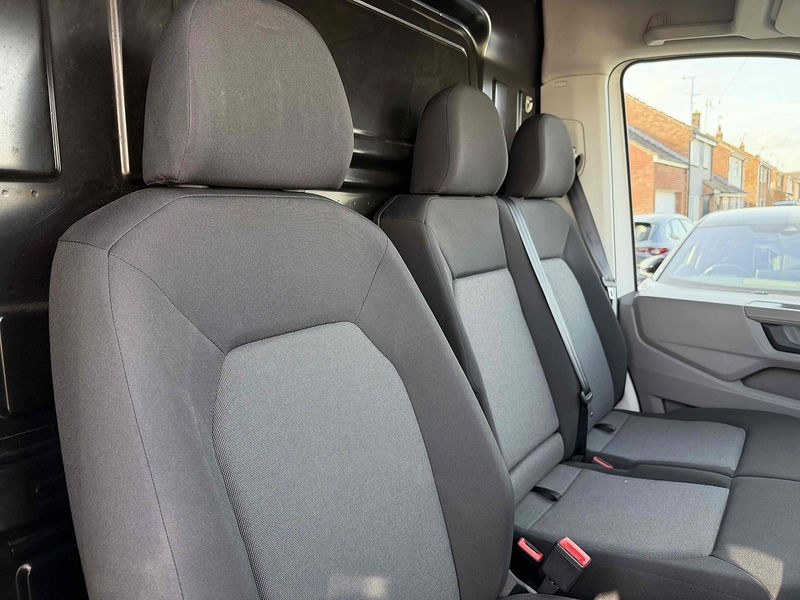 Volkswagen Crafter TDI CR30 Startline - U2204