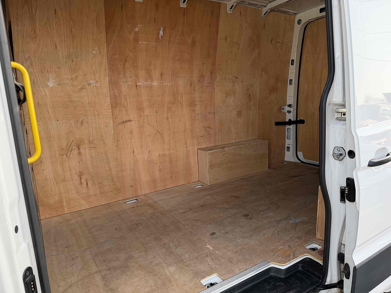 Volkswagen Crafter TDI CR30 Startline - U2204