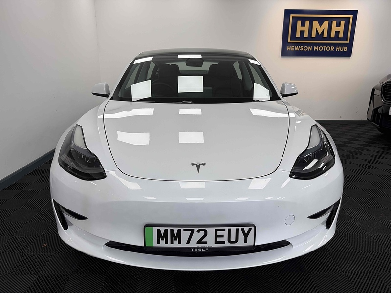 Tesla Model 3 Long Range - U2205