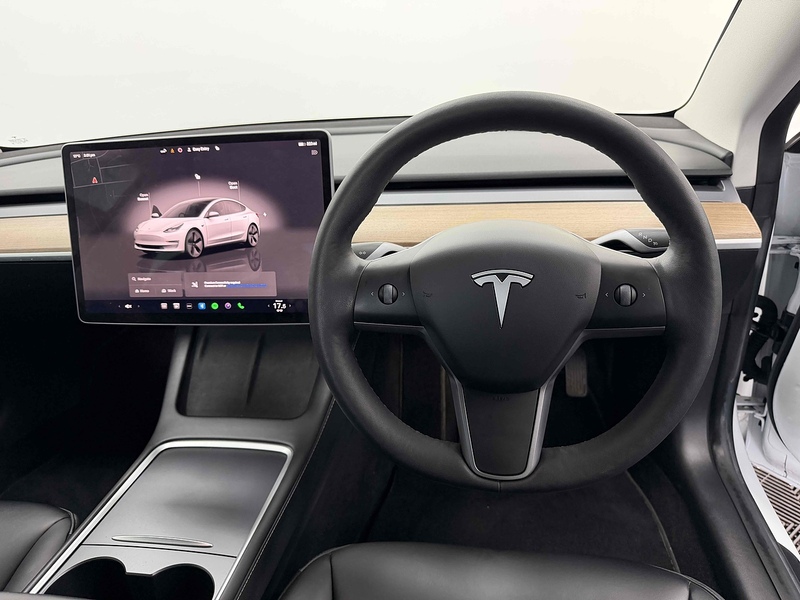 Tesla Model 3 Long Range - U2205