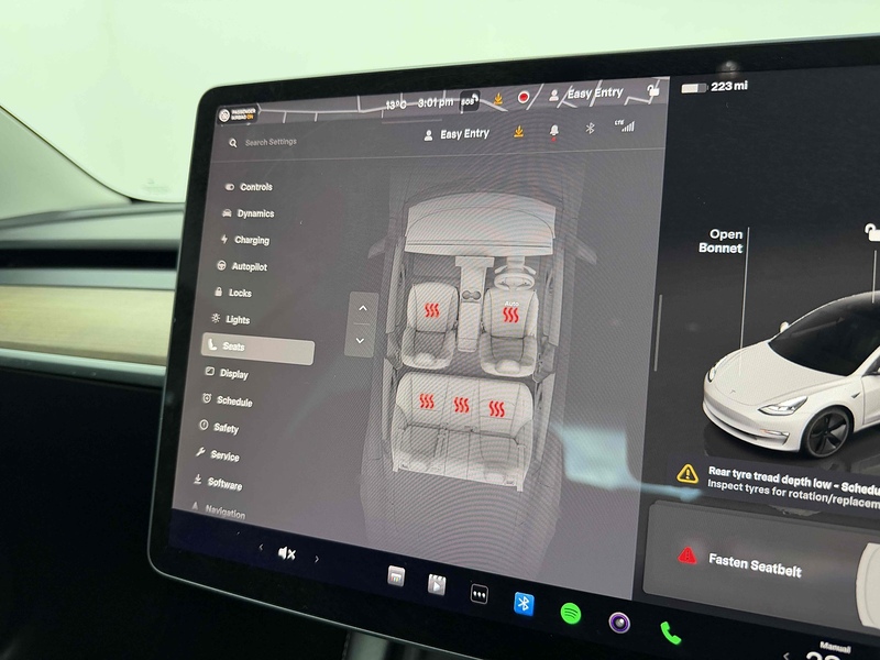 Tesla Model 3 Long Range - U2205