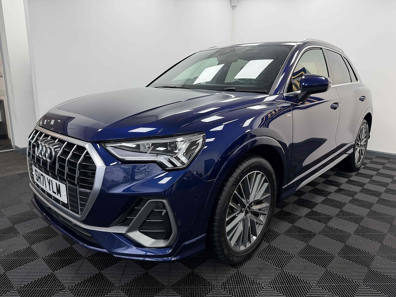 Audi Q3 TFSI CoD S line - U2210