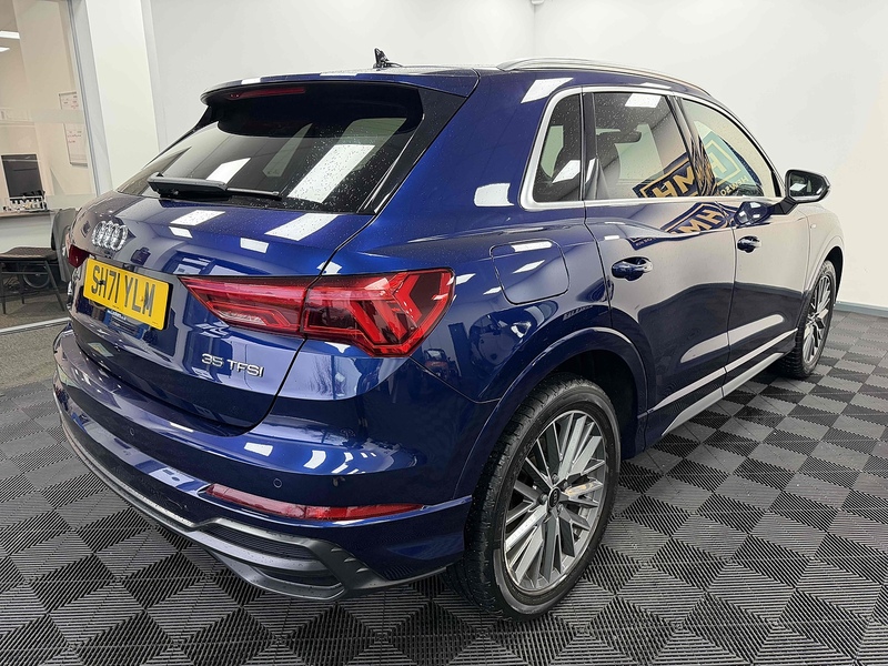 Audi Q3 TFSI CoD S line - U2210