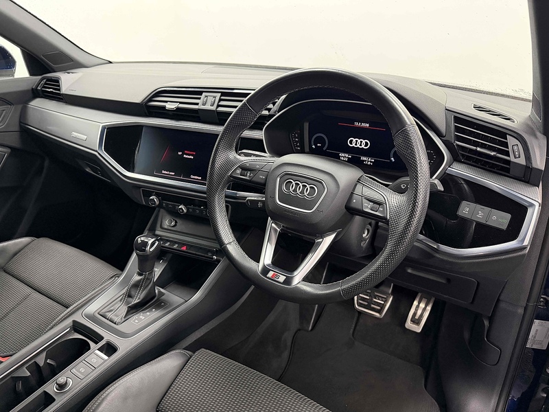 Audi Q3 TFSI CoD S line - U2210