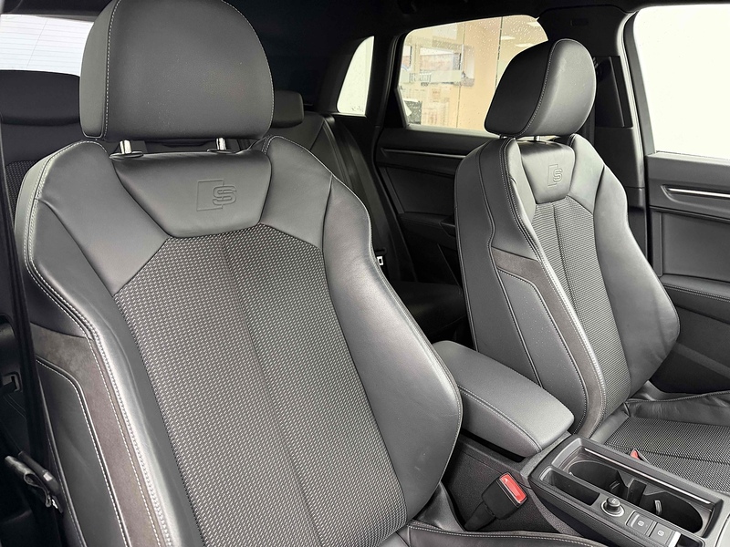 Audi Q3 TFSI CoD S line - U2210