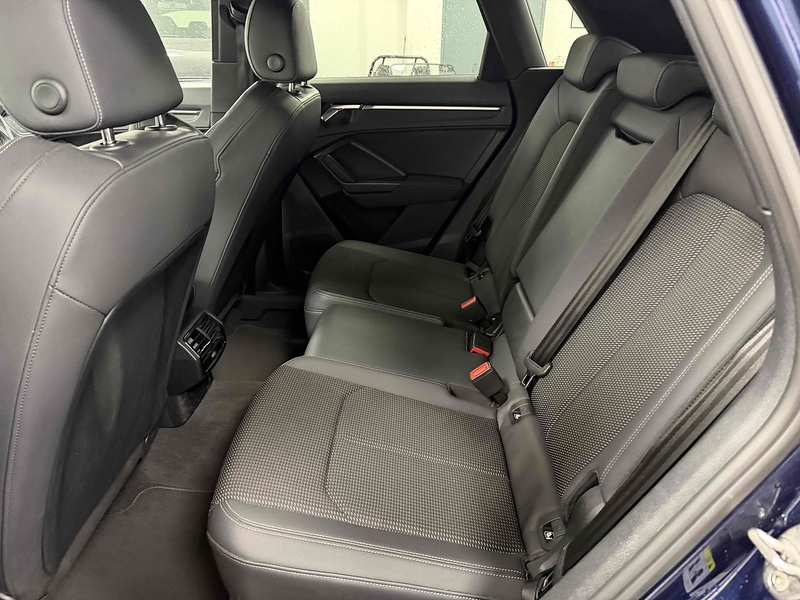 Audi Q3 TFSI CoD S line - U2210