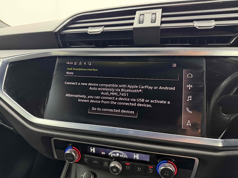 Audi Q3 TFSI CoD S line - U2210