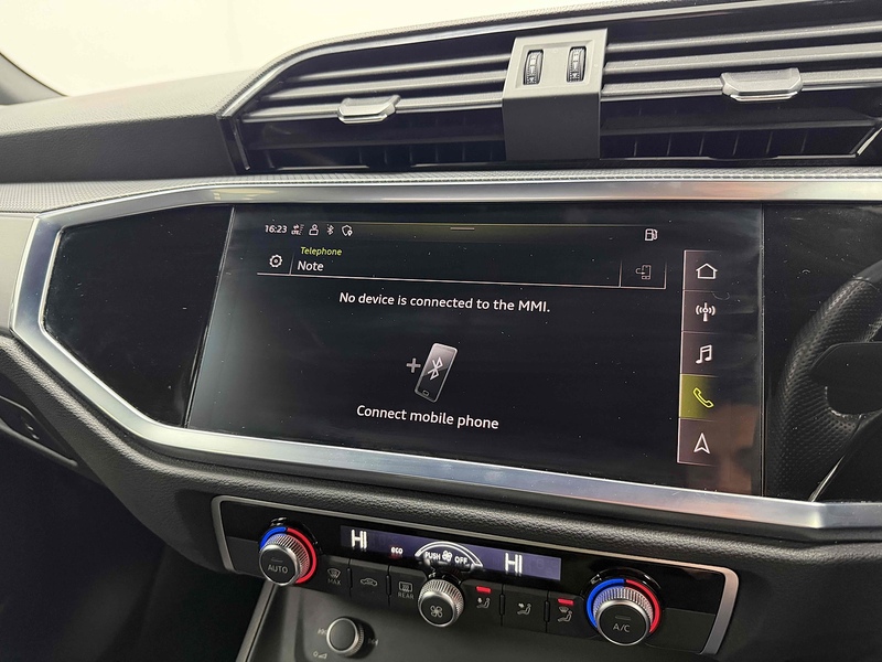 Audi Q3 TFSI CoD S line - U2210