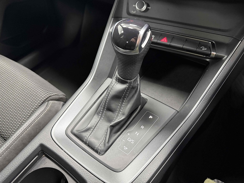 Audi Q3 TFSI CoD S line - U2210