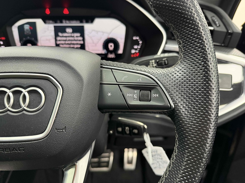 Audi Q3 TFSI CoD S line - U2210