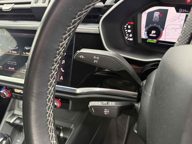 Audi Q3 TFSI CoD S line - U2210