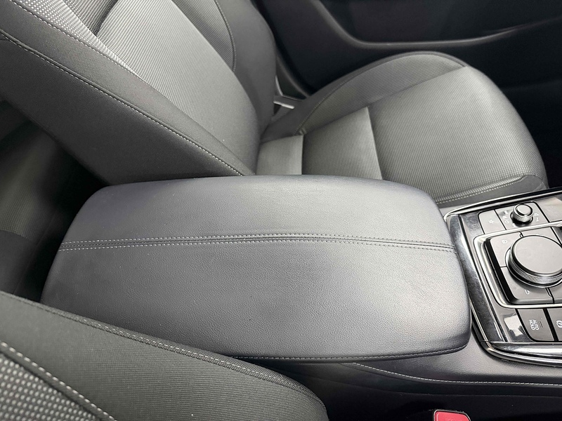 Mazda CX-30 e-SKYACTIV X MHEV Sport Lux - U2212