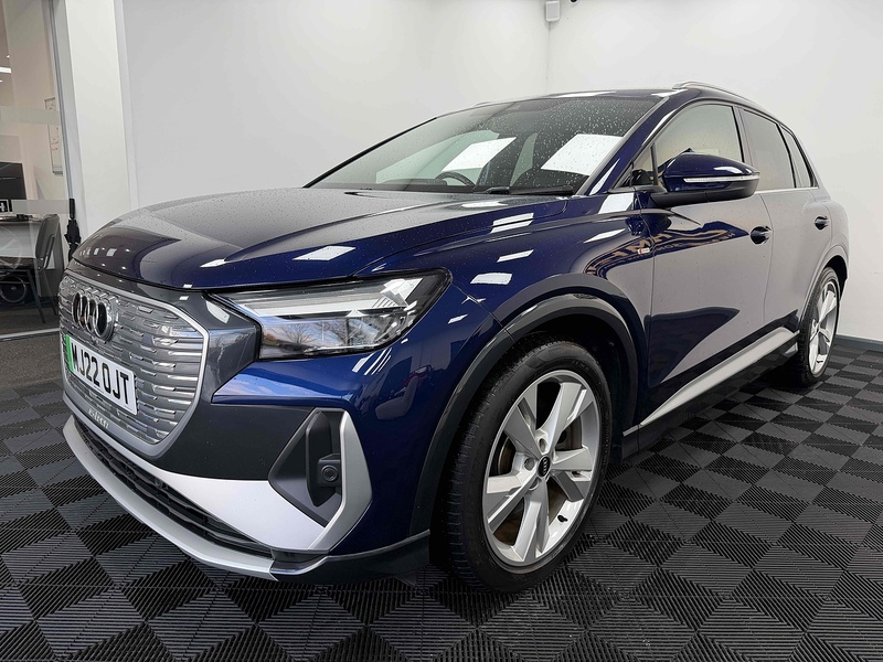 Audi Q4 e-tron S line - U2214