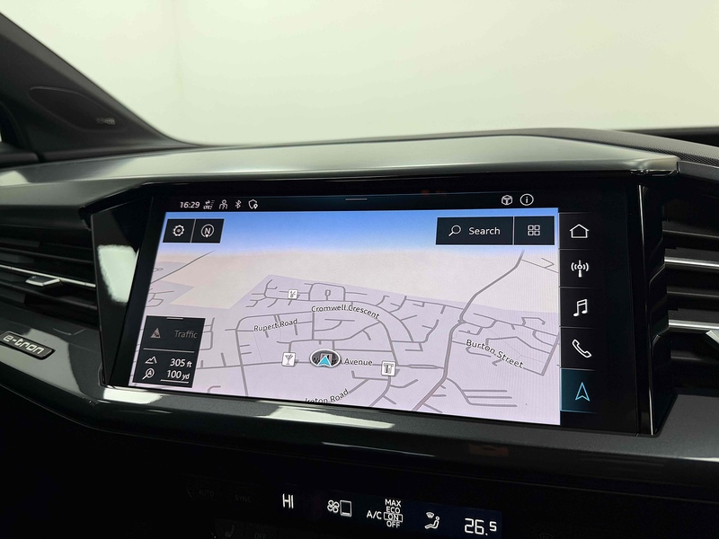 Audi Q4 e-tron S line - U2214