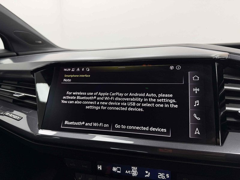 Audi Q4 e-tron S line - U2214