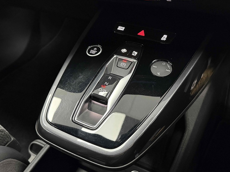 Audi Q4 e-tron S line - U2214