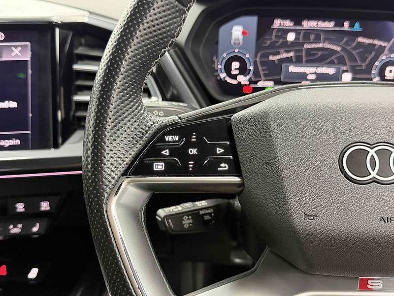 Audi Q4 e-tron S line - U2214