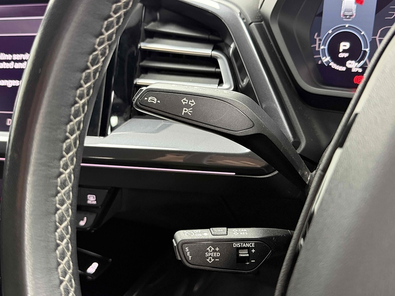 Audi Q4 e-tron S line - U2214