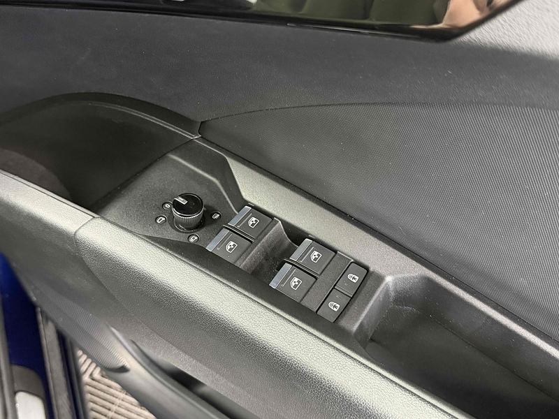 Audi Q4 e-tron S line - U2214