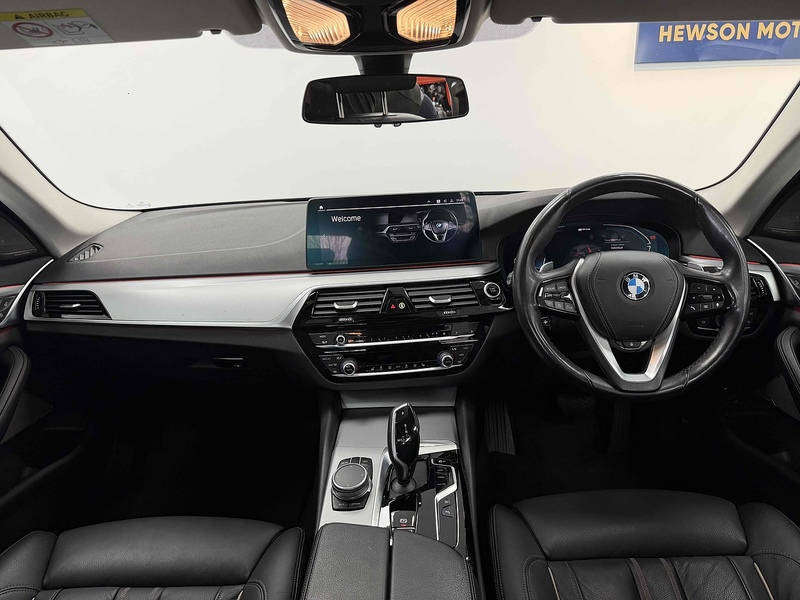 BMW 5 Series 530e SE - U2220