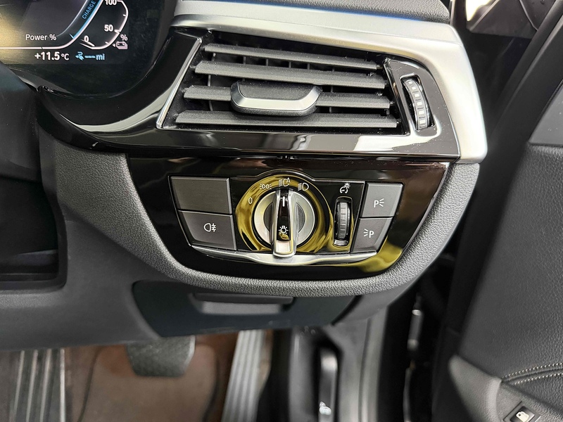 BMW 5 Series 530e SE - U2220