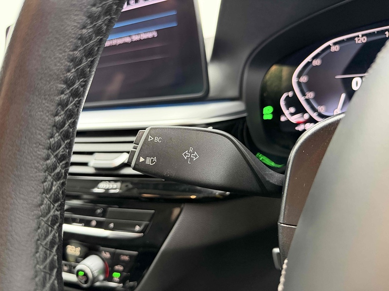 BMW 5 Series 530e SE - U2220