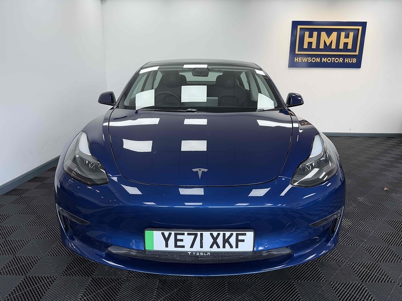 Tesla Model 3 Long Range - U2225