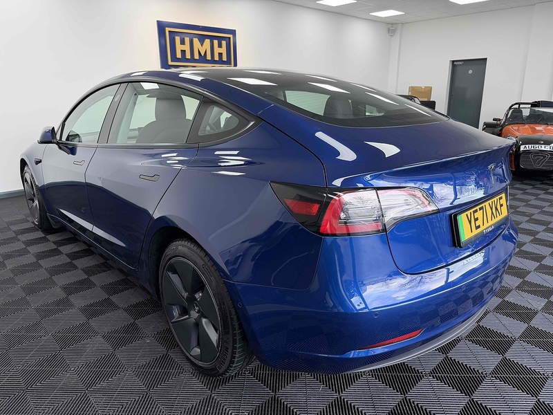 Tesla Model 3 Long Range - U2225