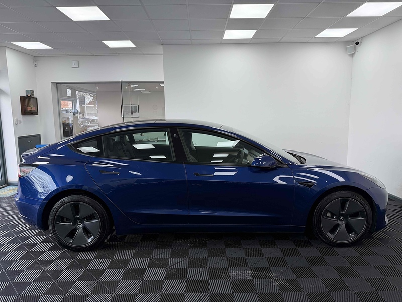 Tesla Model 3 Long Range - U2225