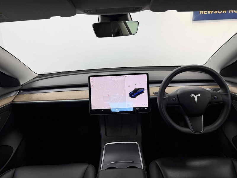 Tesla Model 3 Long Range - U2225