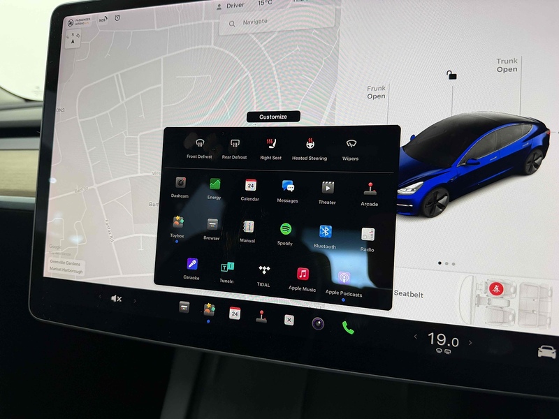 Tesla Model 3 Long Range - U2225