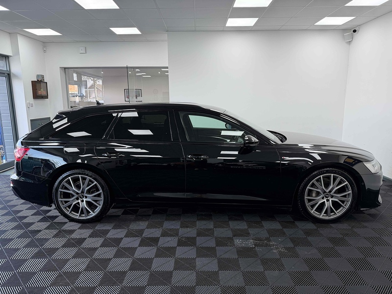 Audi A6 Avant TDI Black Edition - U2227