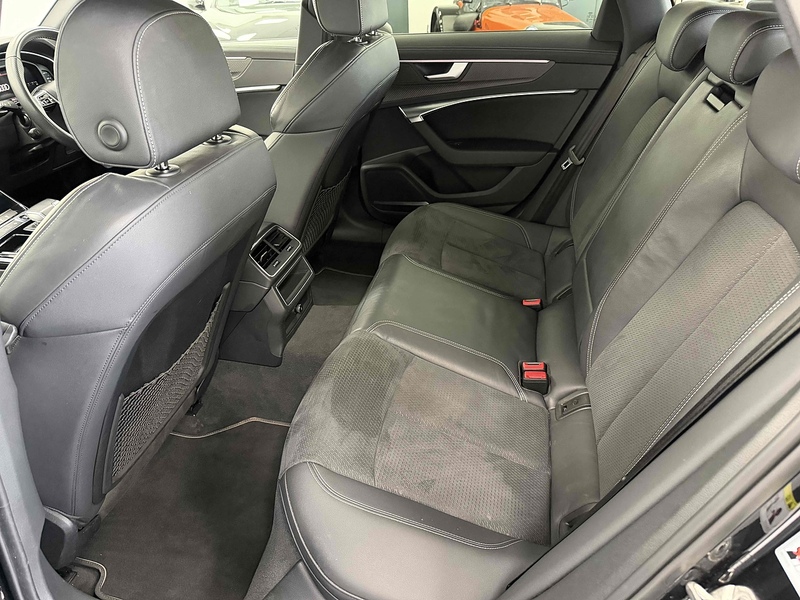 Audi A6 Avant TDI Black Edition - U2227