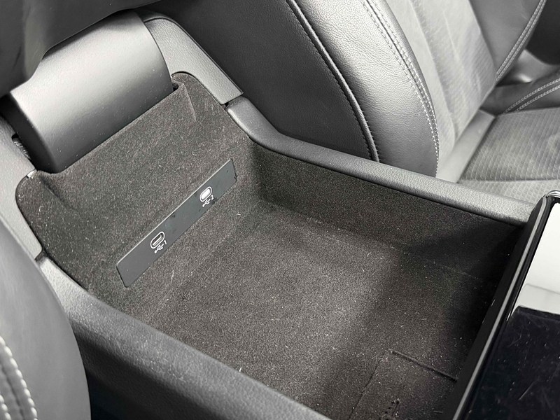 Audi A6 Avant TDI Black Edition - U2227