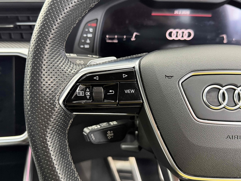 Audi A6 Avant TDI Black Edition - U2227